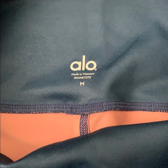 Alo leggings - Picture 3 of 3